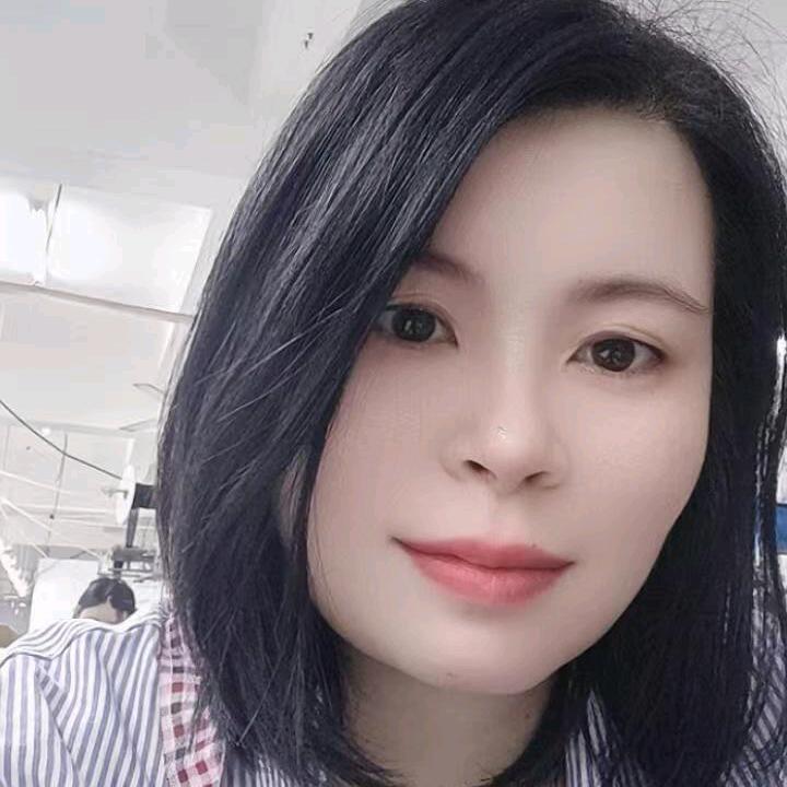 㣻罖