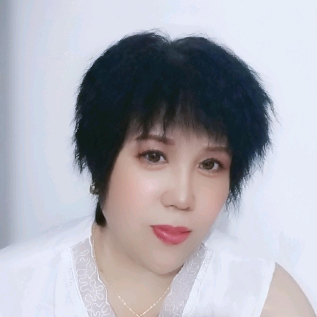 杨姐晚上8点15开播，