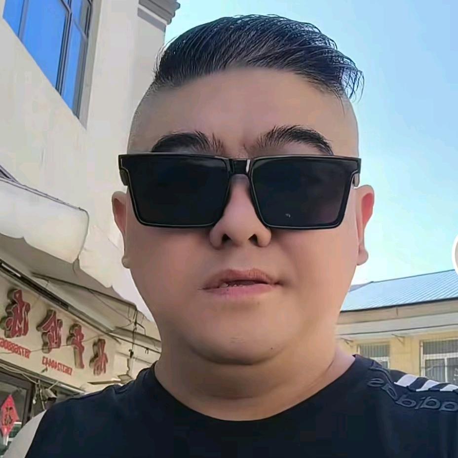 朝哥1717306445