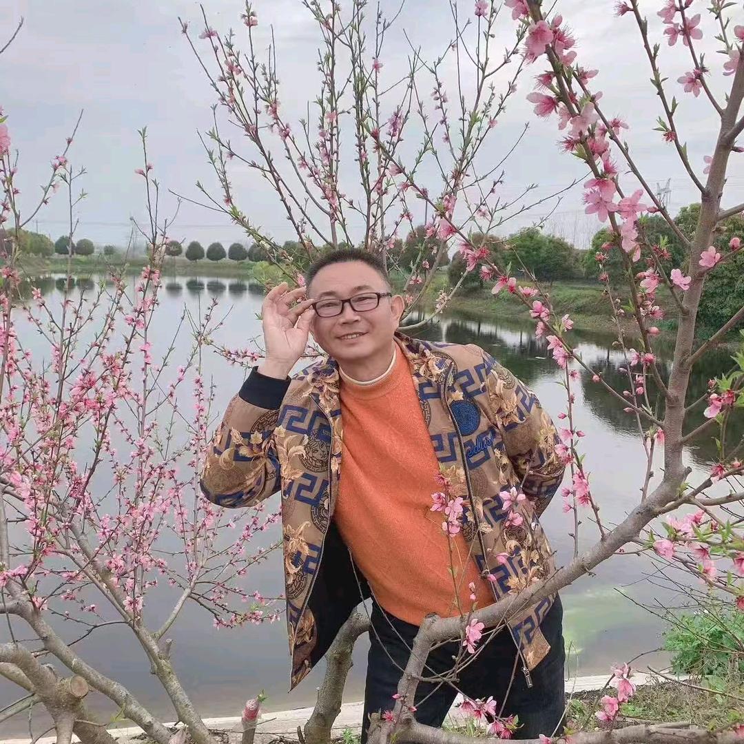 罗有诚
