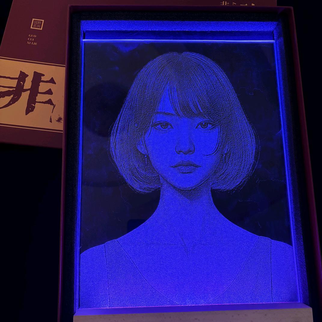 工匠锤子琉璃画非遗传承店