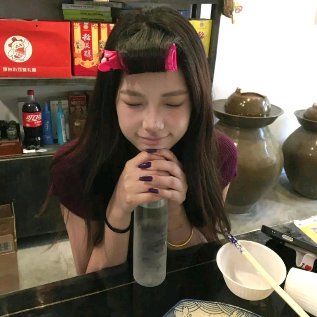 不要说话＼(`Δ’)／