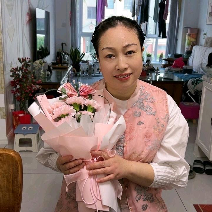 开心每一天💐💐