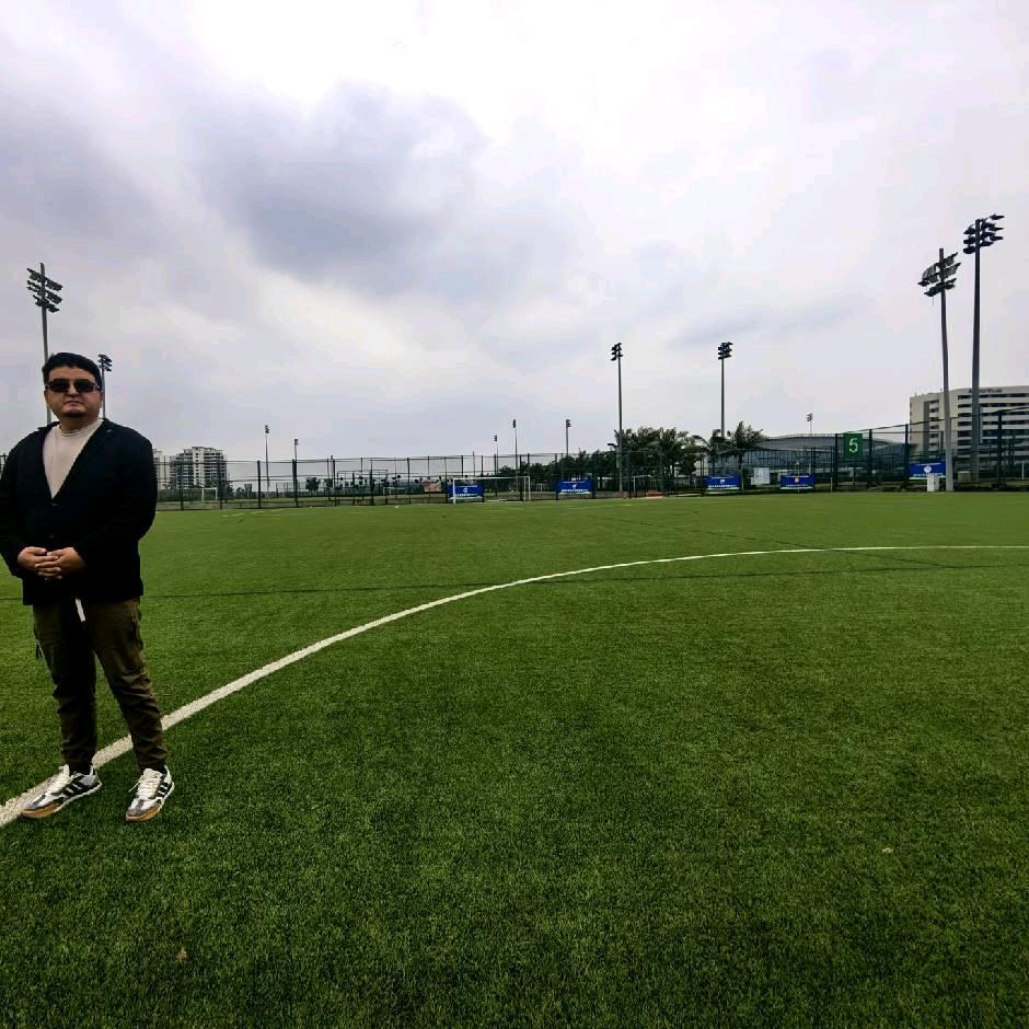 张新峰～创百年体育建设产业