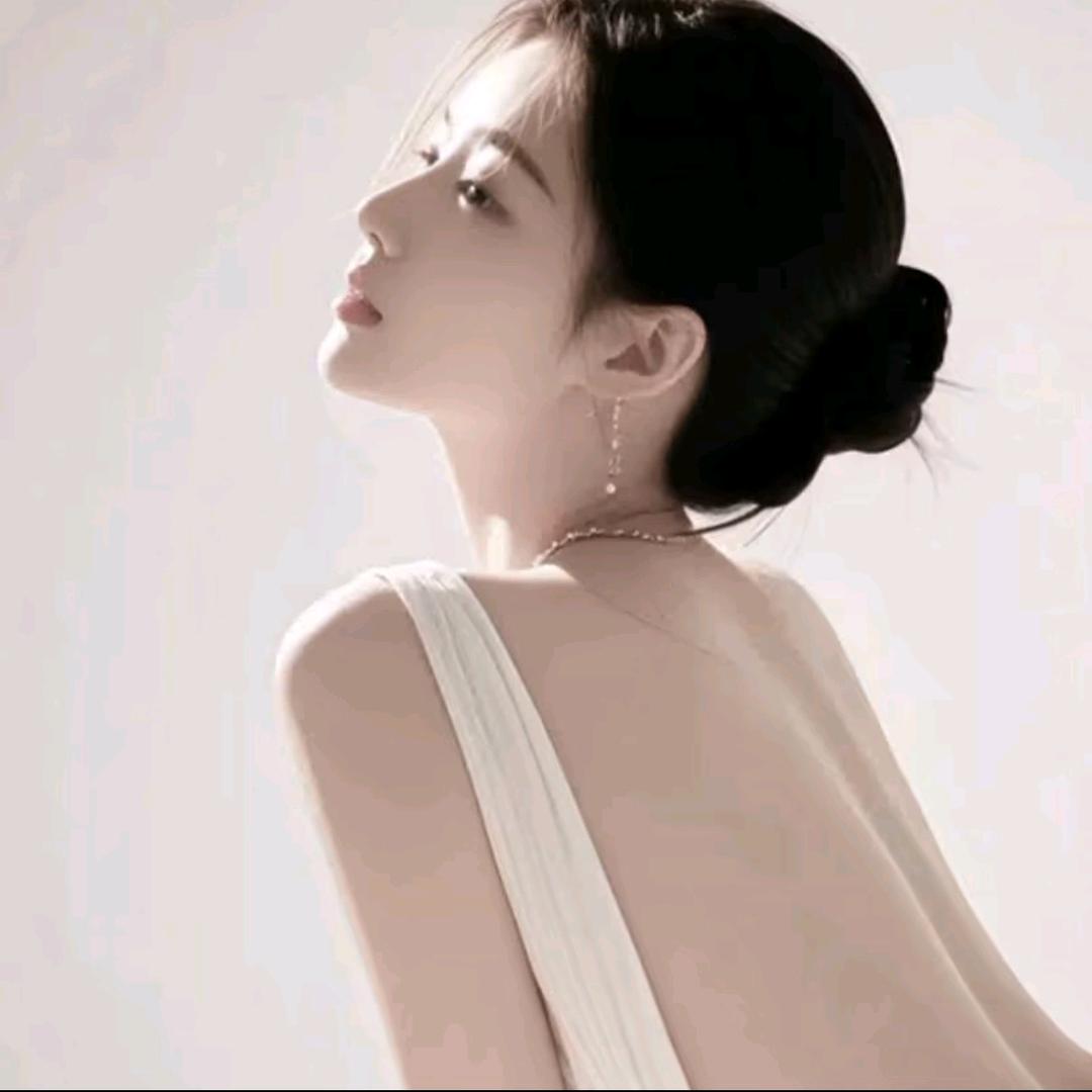 ·  Cc