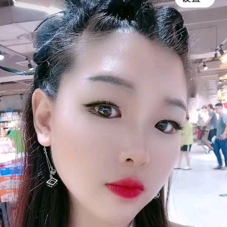 湘妹炸串烧烤～兴和市场门口红绿灯路口