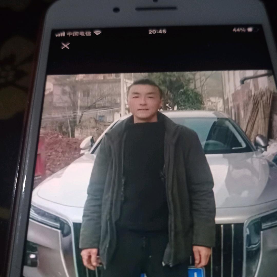 富贵山歌7点半开播