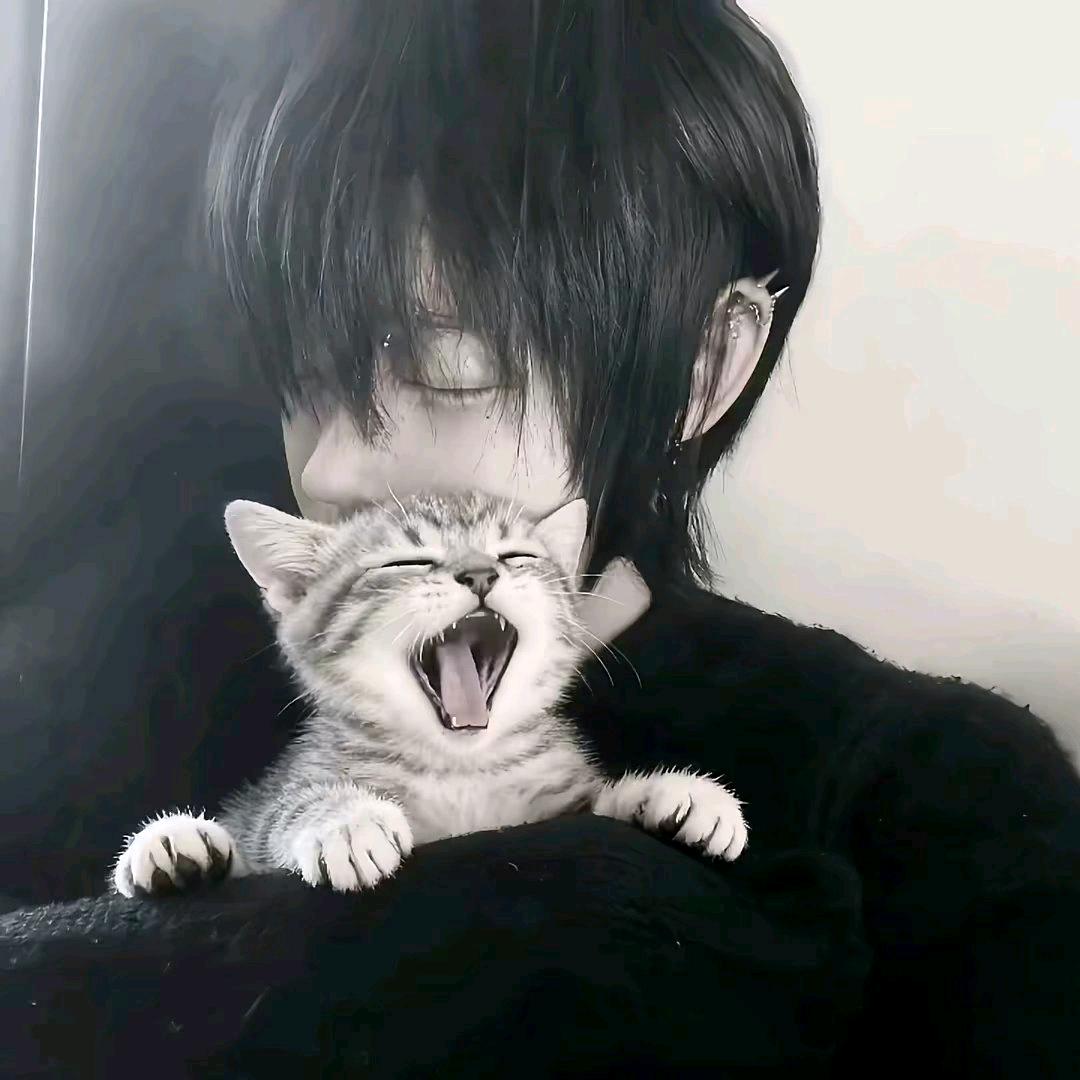 En09头像