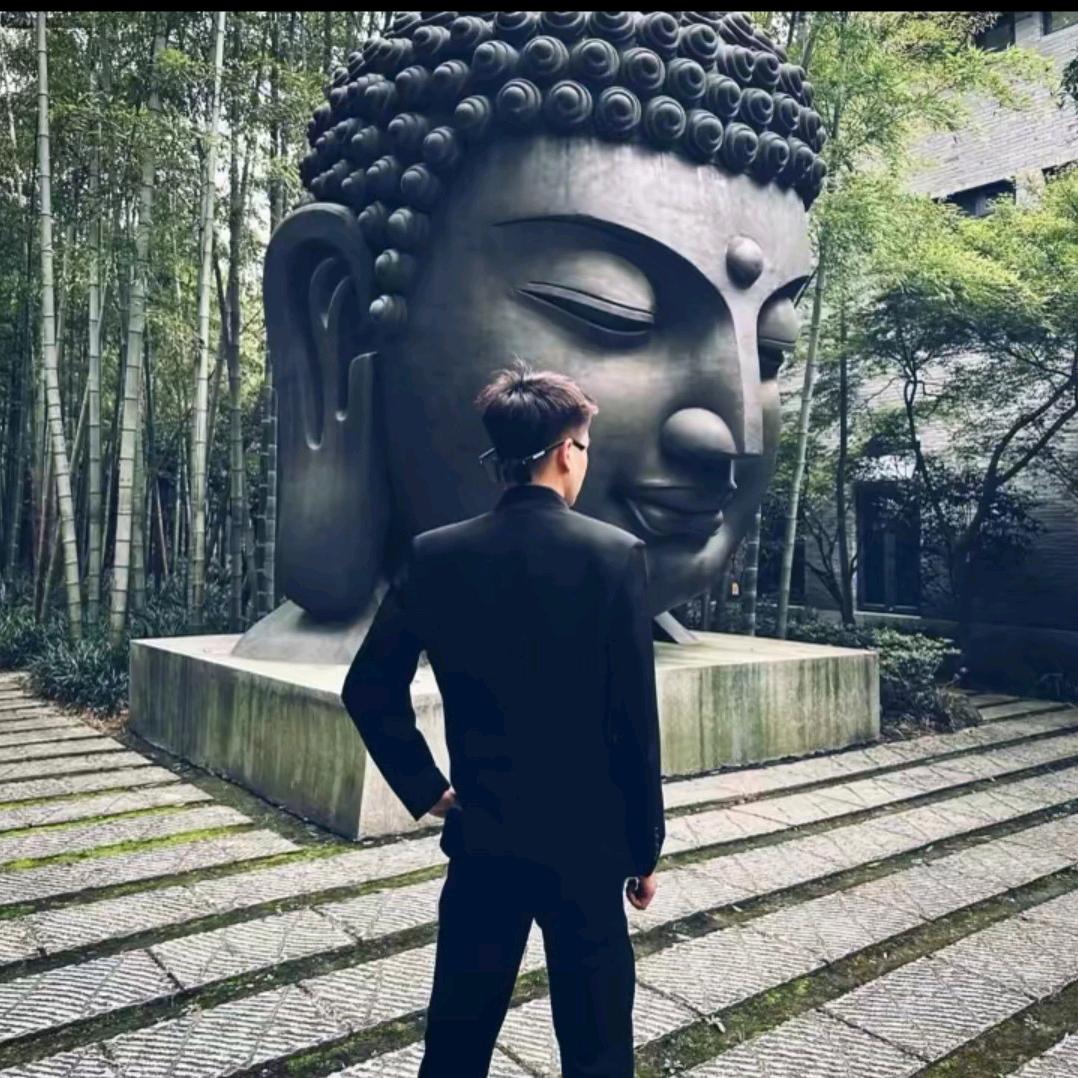 你欠我一个未来丶