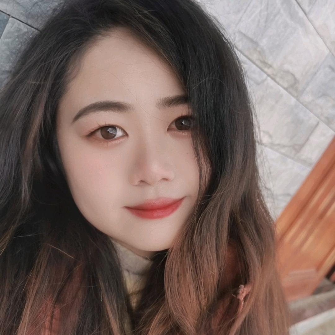 彩彩