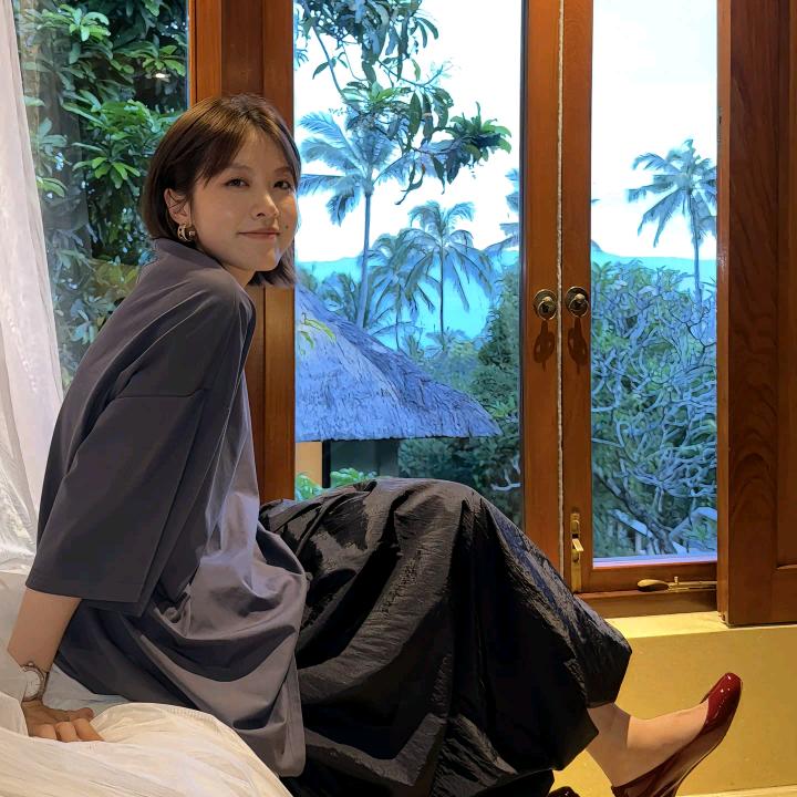 林痣晴→极简穿搭优选