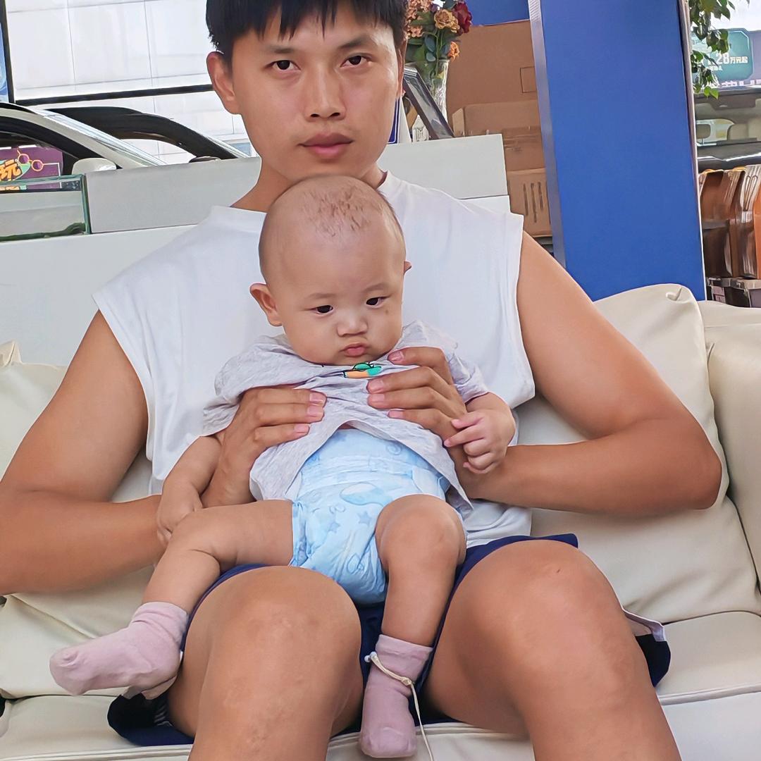 鹤壁夫妇（奶爸带娃日常）
