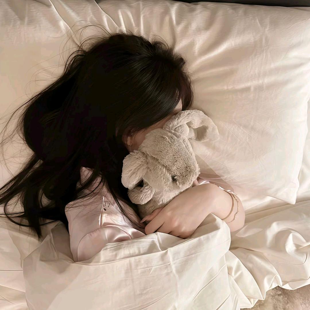 -°睡了也困°.💤