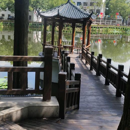 芙蓉水乡