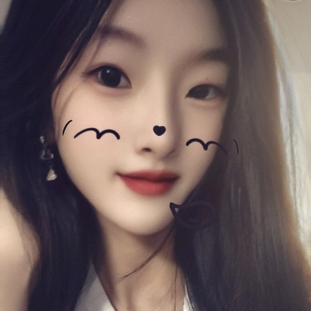 高冷小野莓  💜°