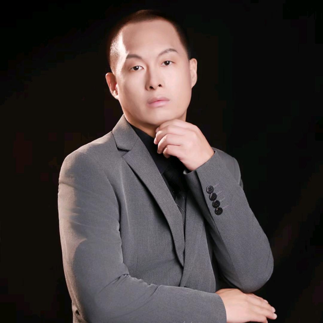 塑明星七哥