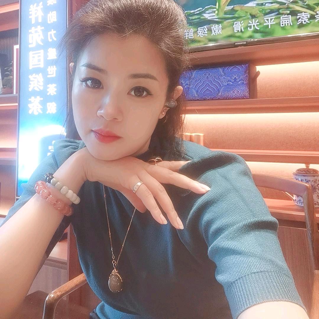 @玲珑姐姐