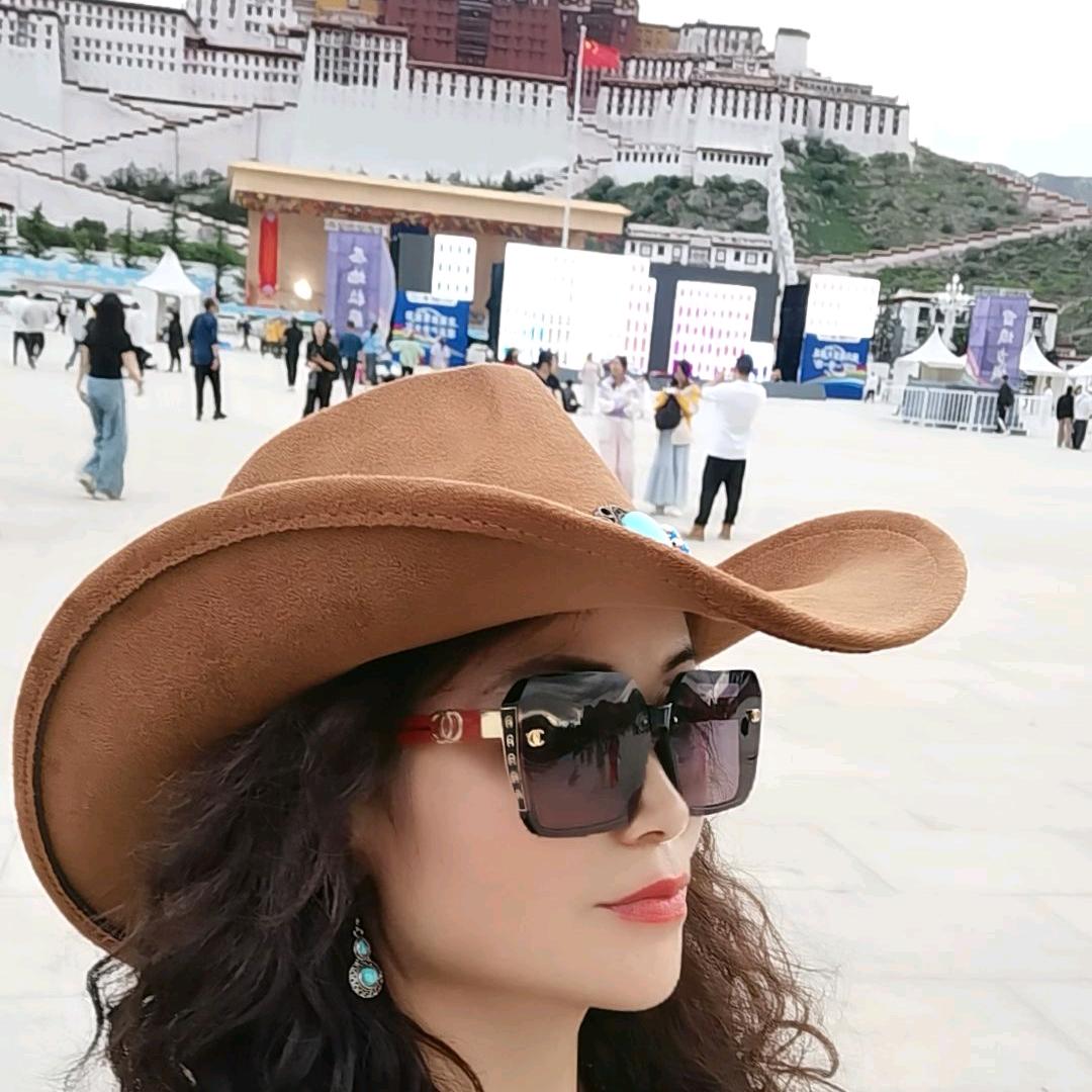 阿拉善左旗巴彦浩特镇蓝天通讯