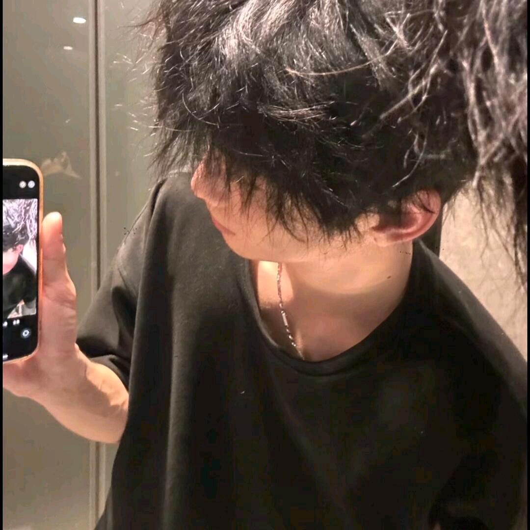 安眠曜.