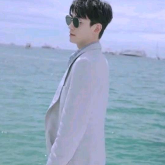 🍃狼君🧚‍♂️