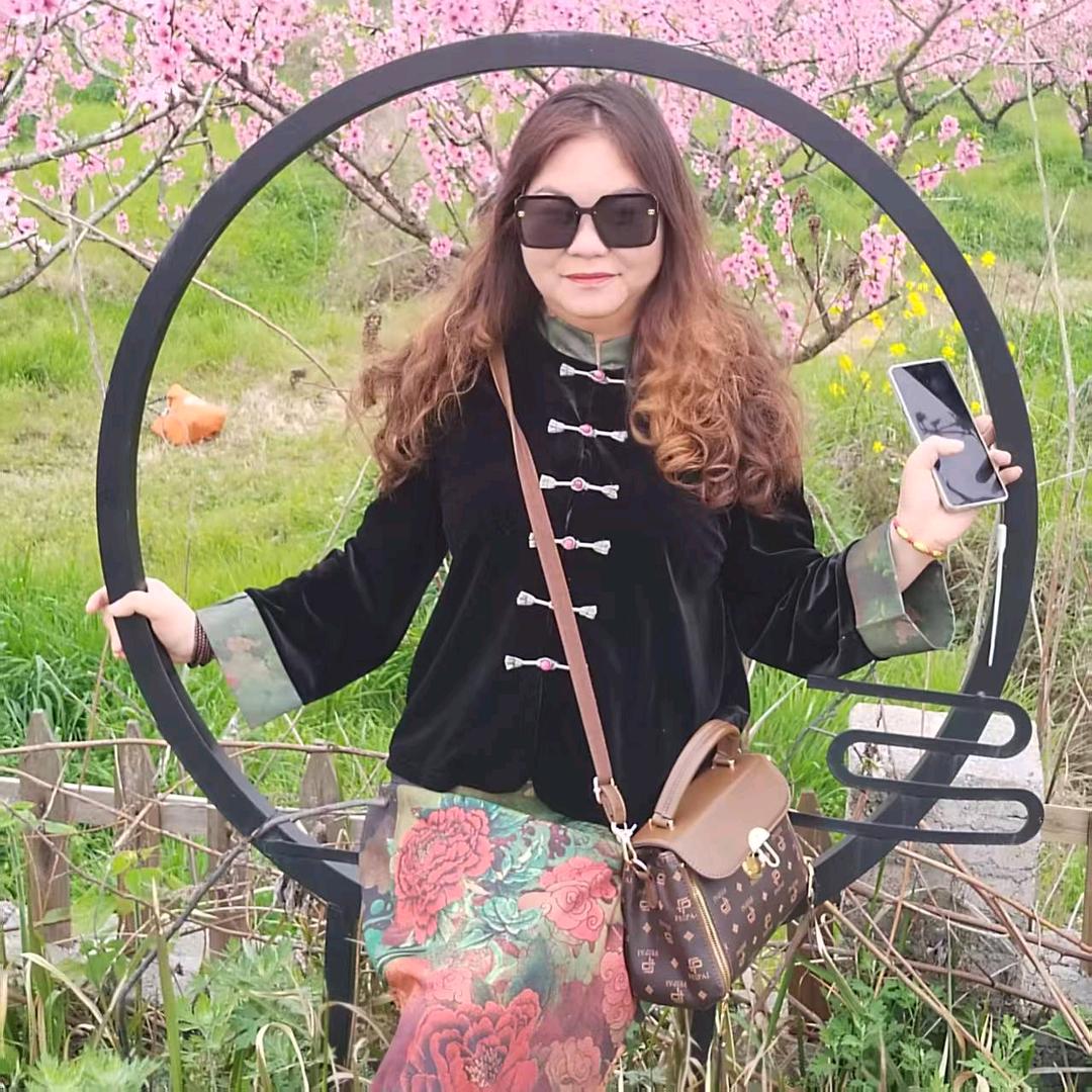 ℋღ᭄彭然🍒心动᭄💞࿐