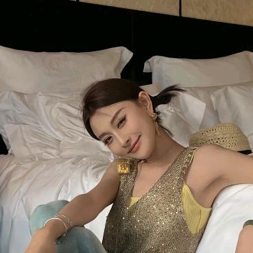 Ayobe小贤-【高级穿搭】