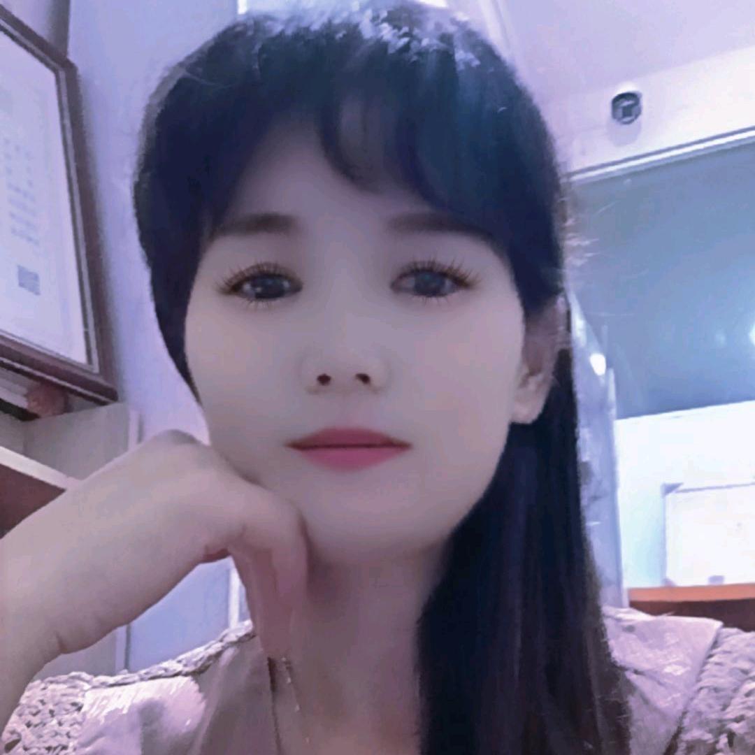 小英英爱跳舞💃十聊天