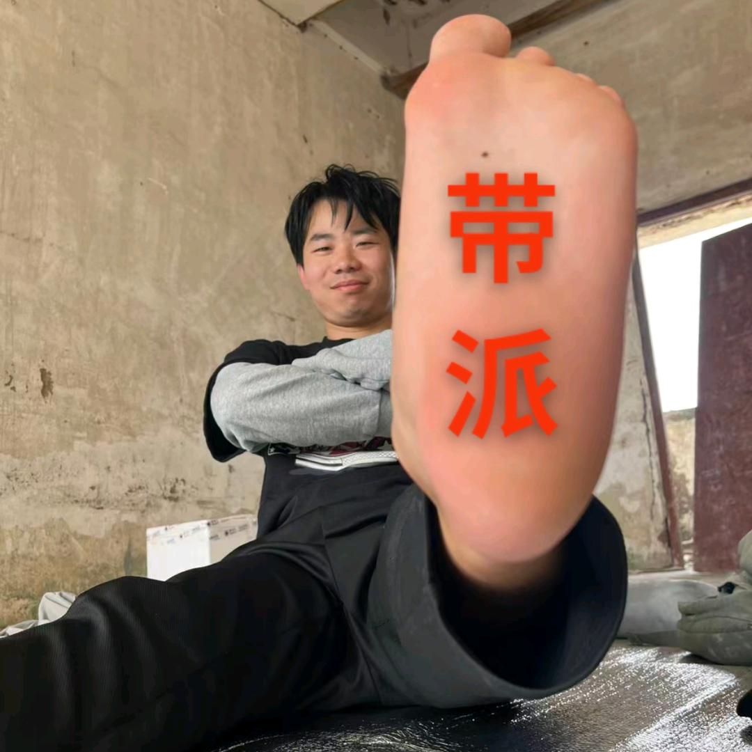 卖打火机的社会王