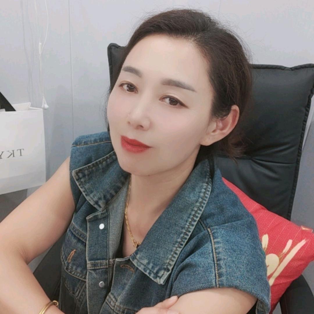 琪琪足浴