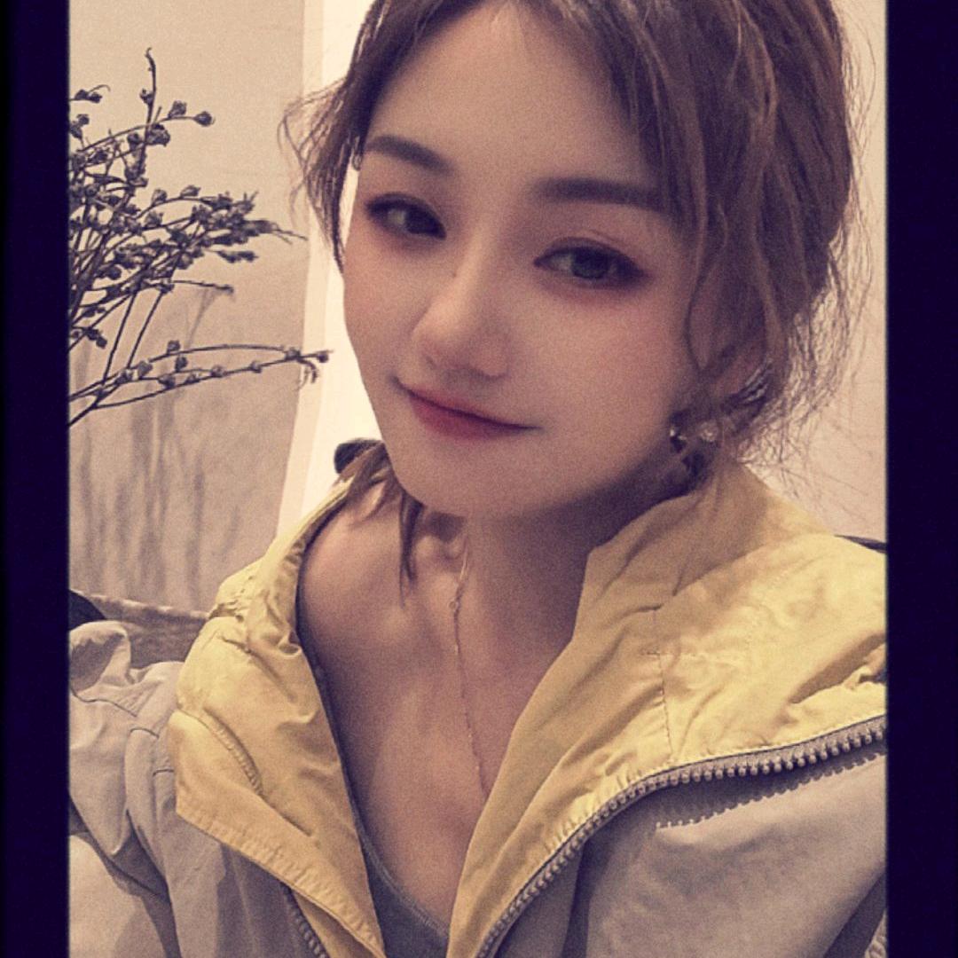 刹一脚~梁影