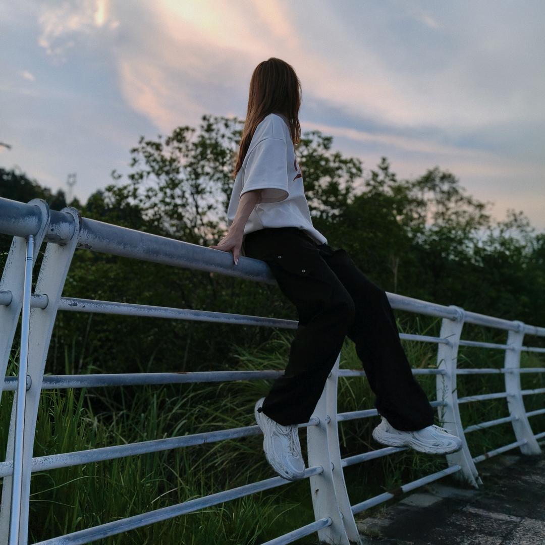 星星失眠.