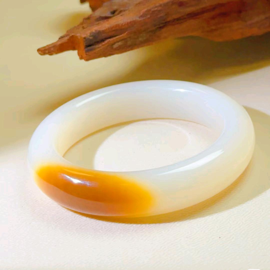 果果和田玉藏品店