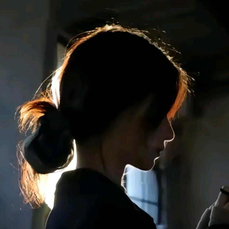 叾屾🐴
