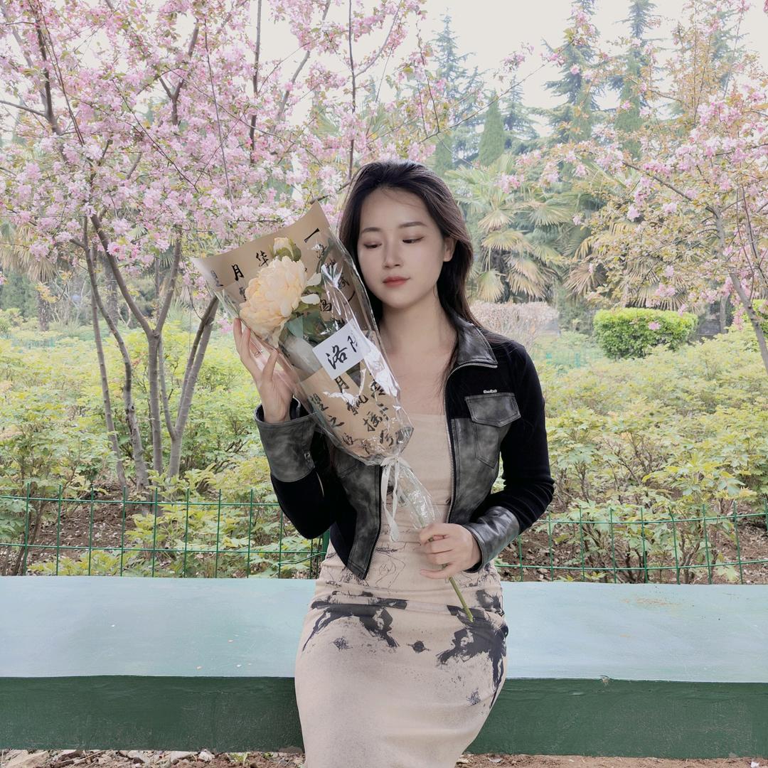 菁菁子