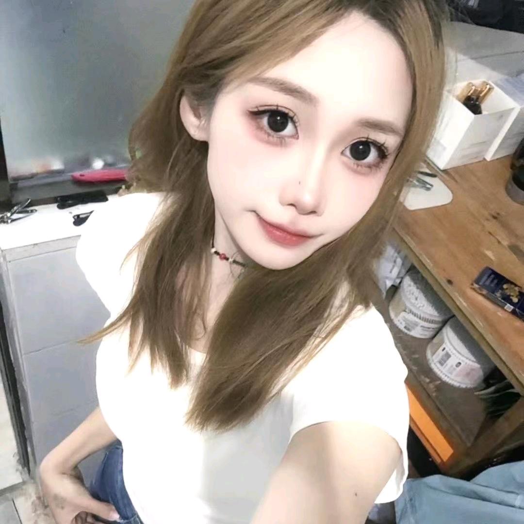 小婷婷。