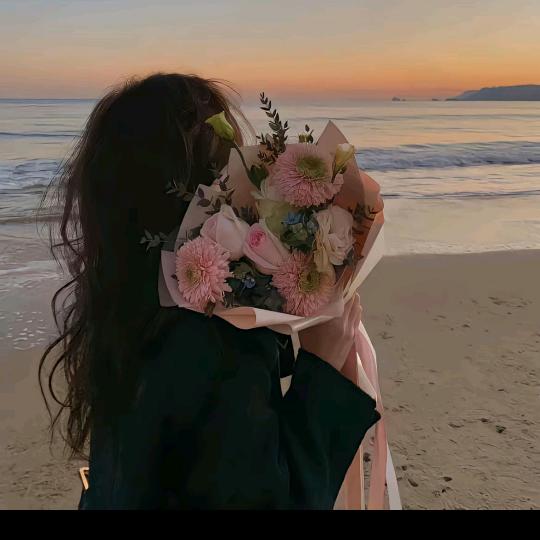 @我姓李，木子李🌸