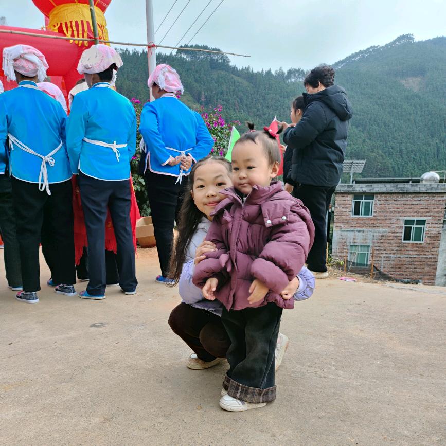 小卷卷也很萌🍭🍭🍩