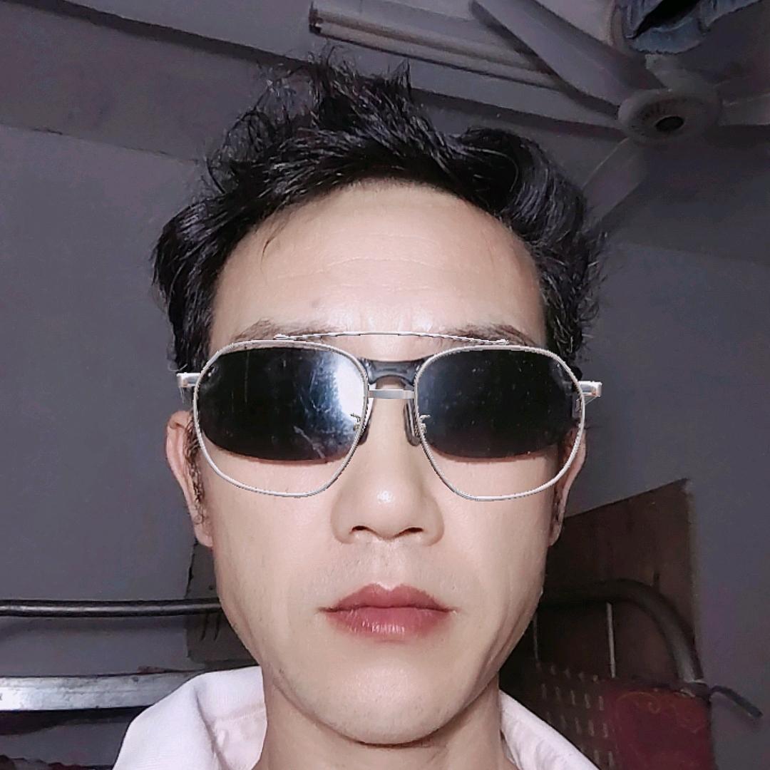 洪平