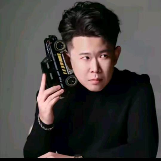 房岩（直播好物）