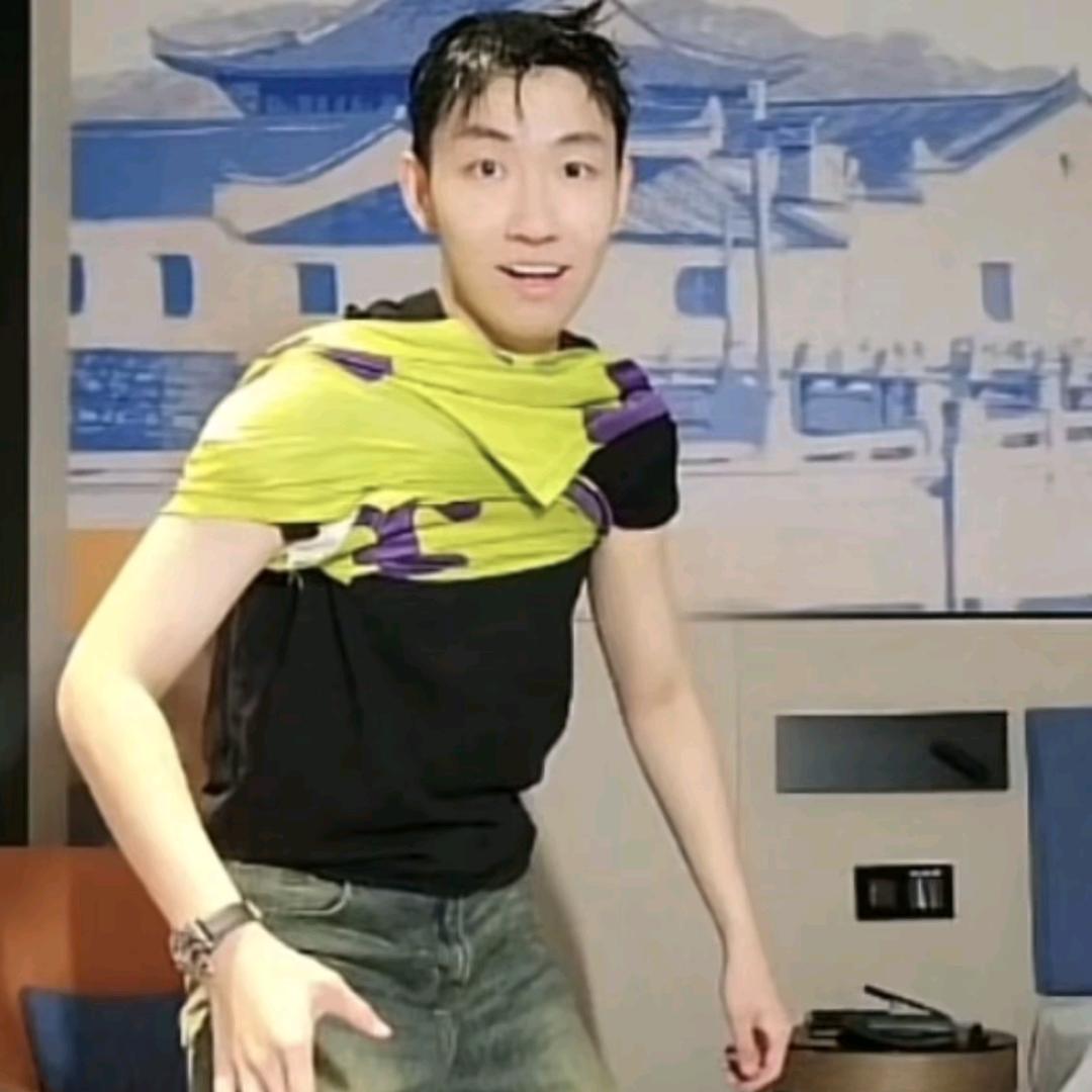 小七（才门快剪）