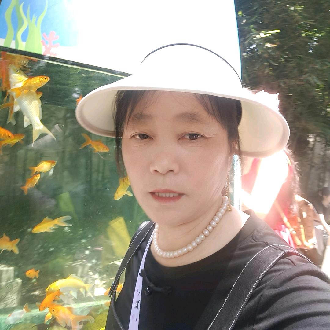 英英姐