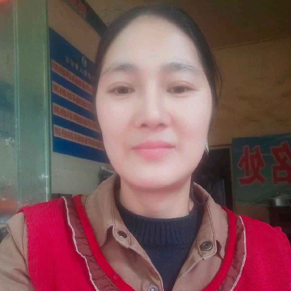 茗苑酒店罗红云