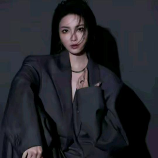 溶溶RONGRONG奋斗版