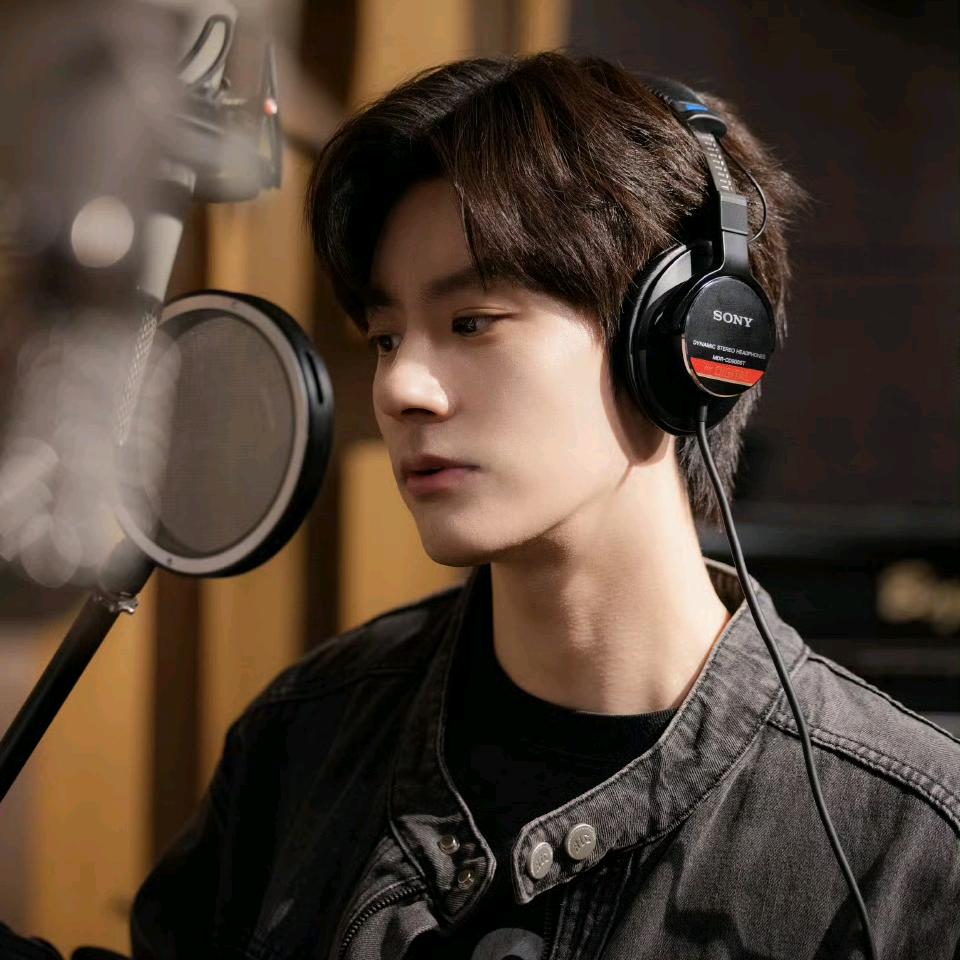 小王～Miles（见过魏哲鸣版）