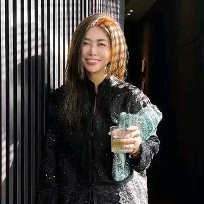 唐老板嘉玲姐气质穿搭