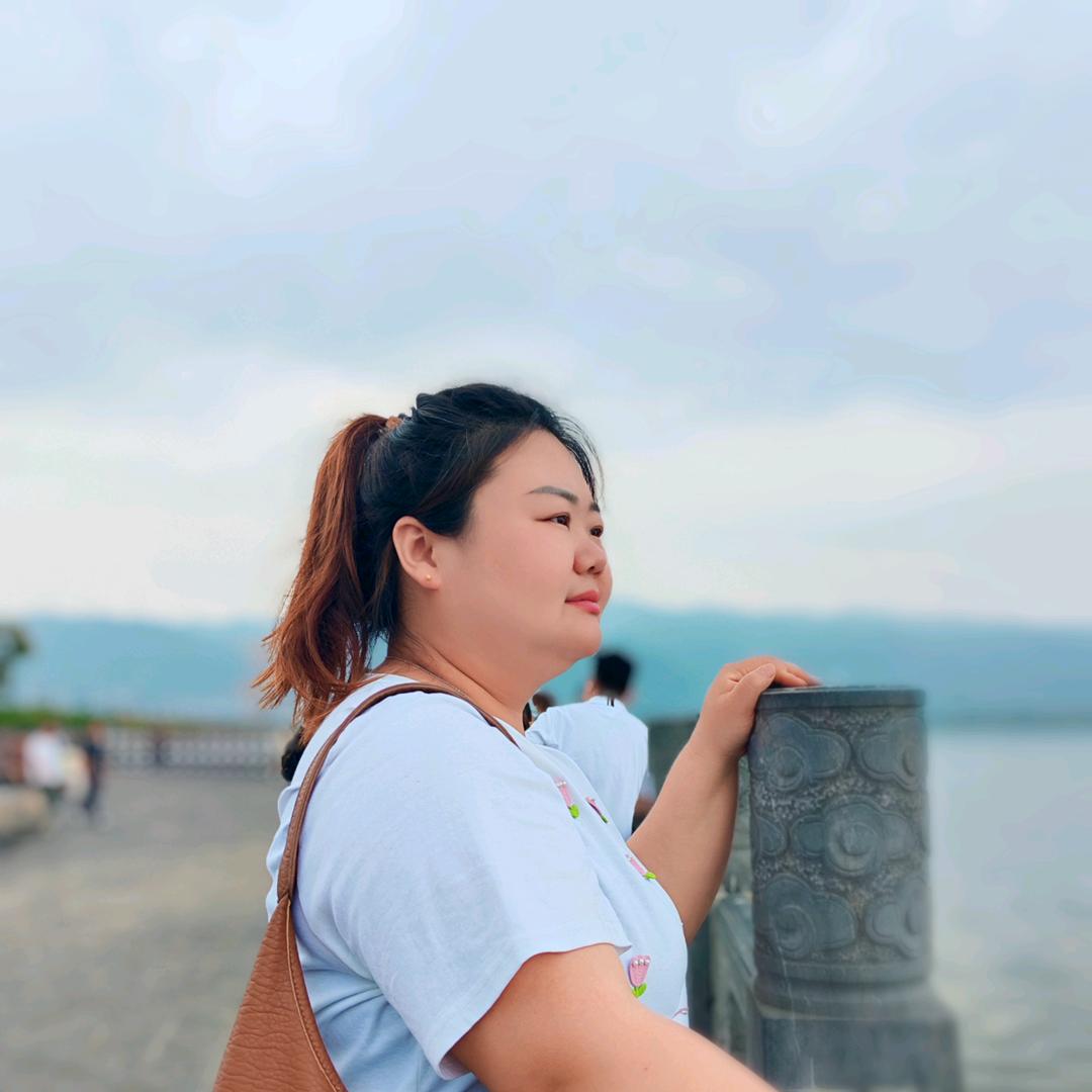 楊 小肉