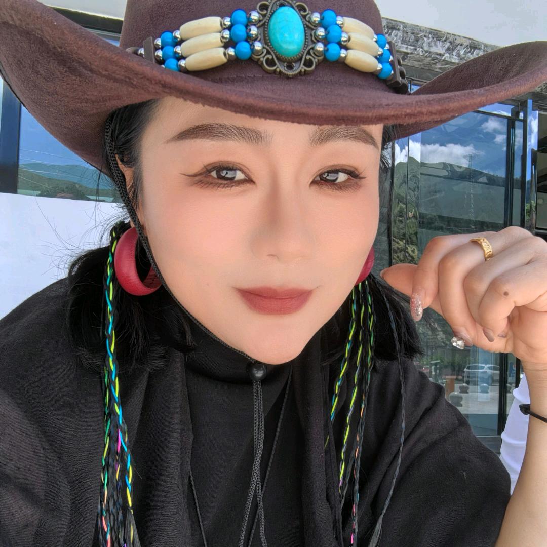 化妆师，次第花开