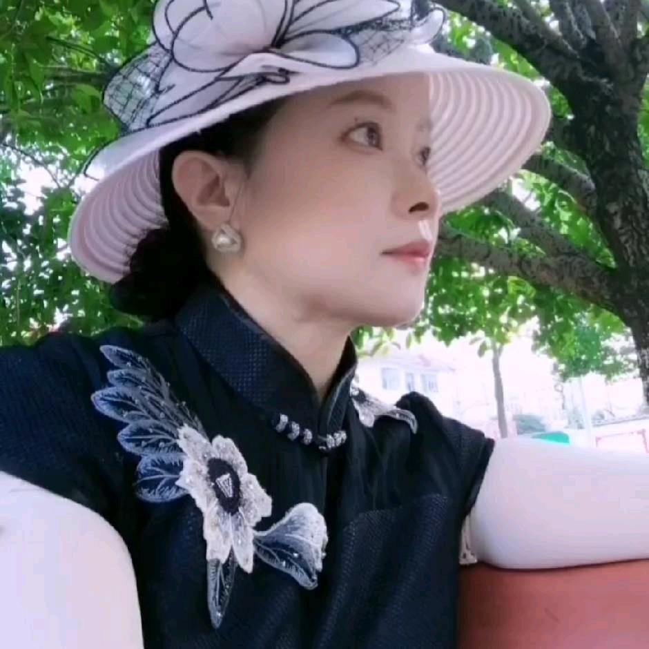 潘潘