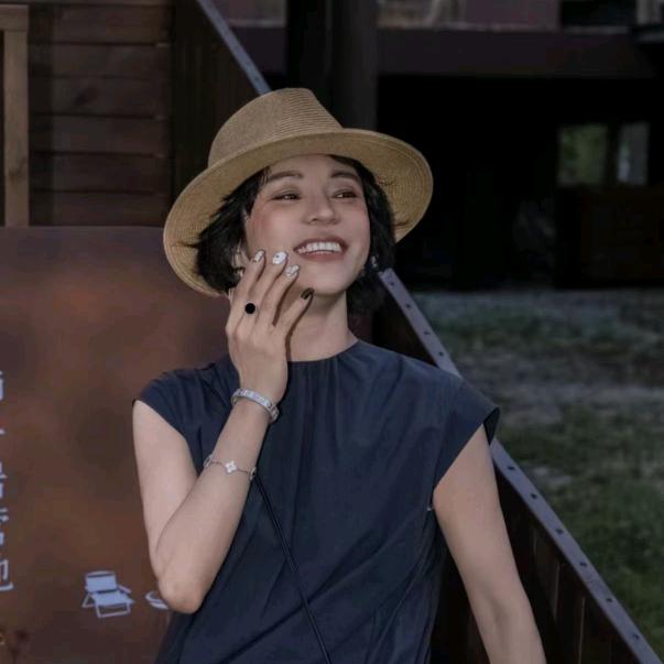 丽霞女装「爆款穿搭」