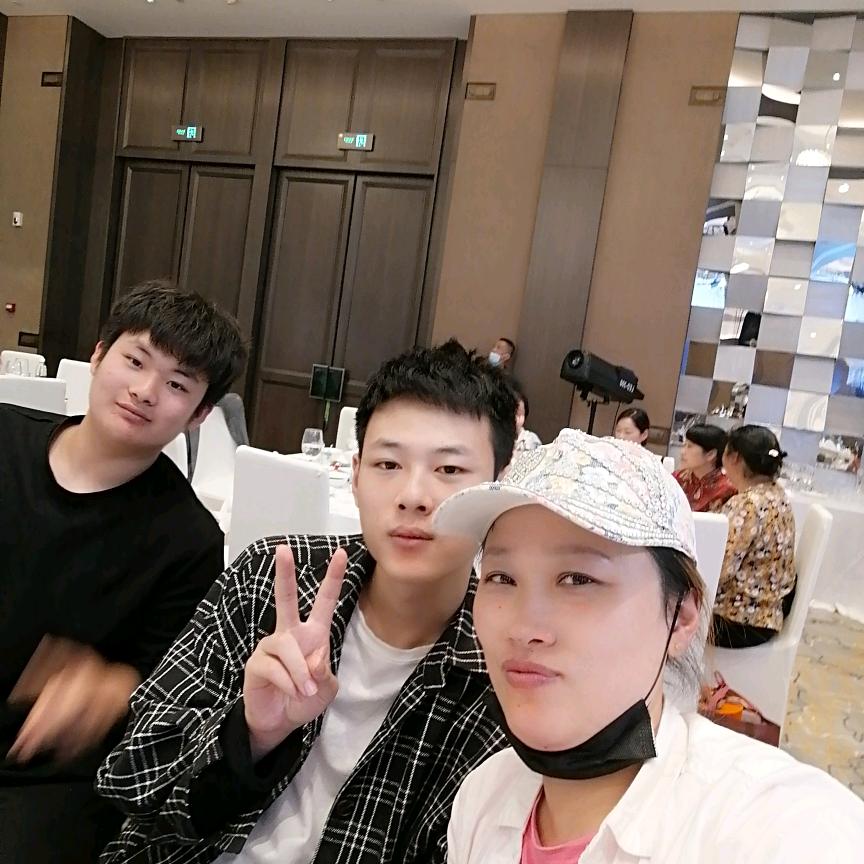 女人要独立，加油文到英子